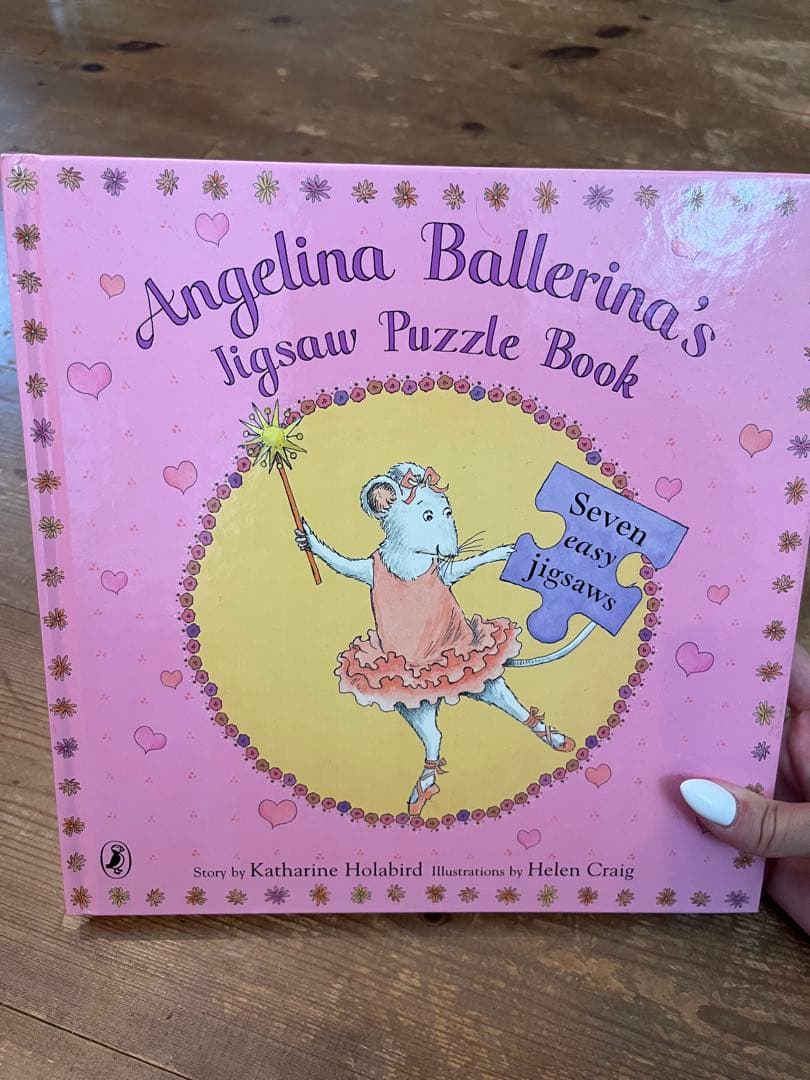 Angelina Ballerina's Jigsaw Puzzle Book